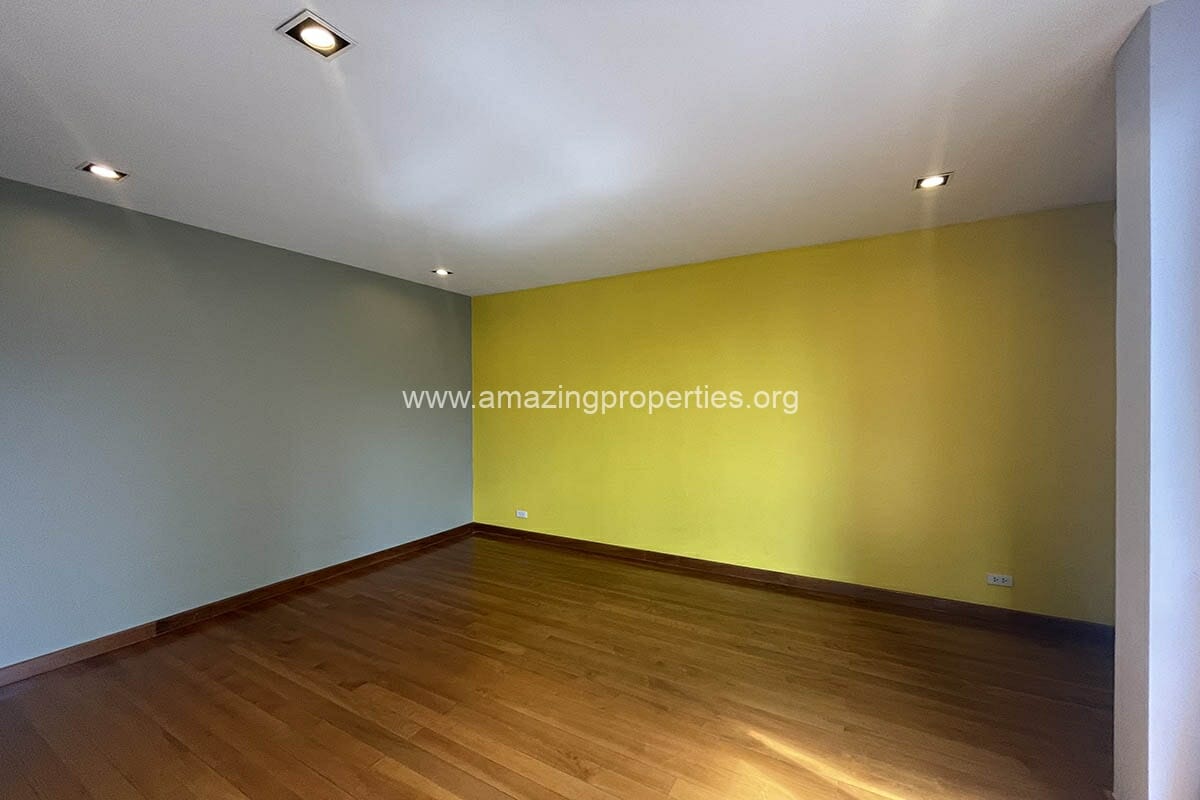4-bedroom-house-thonglor-9-9337.jpg