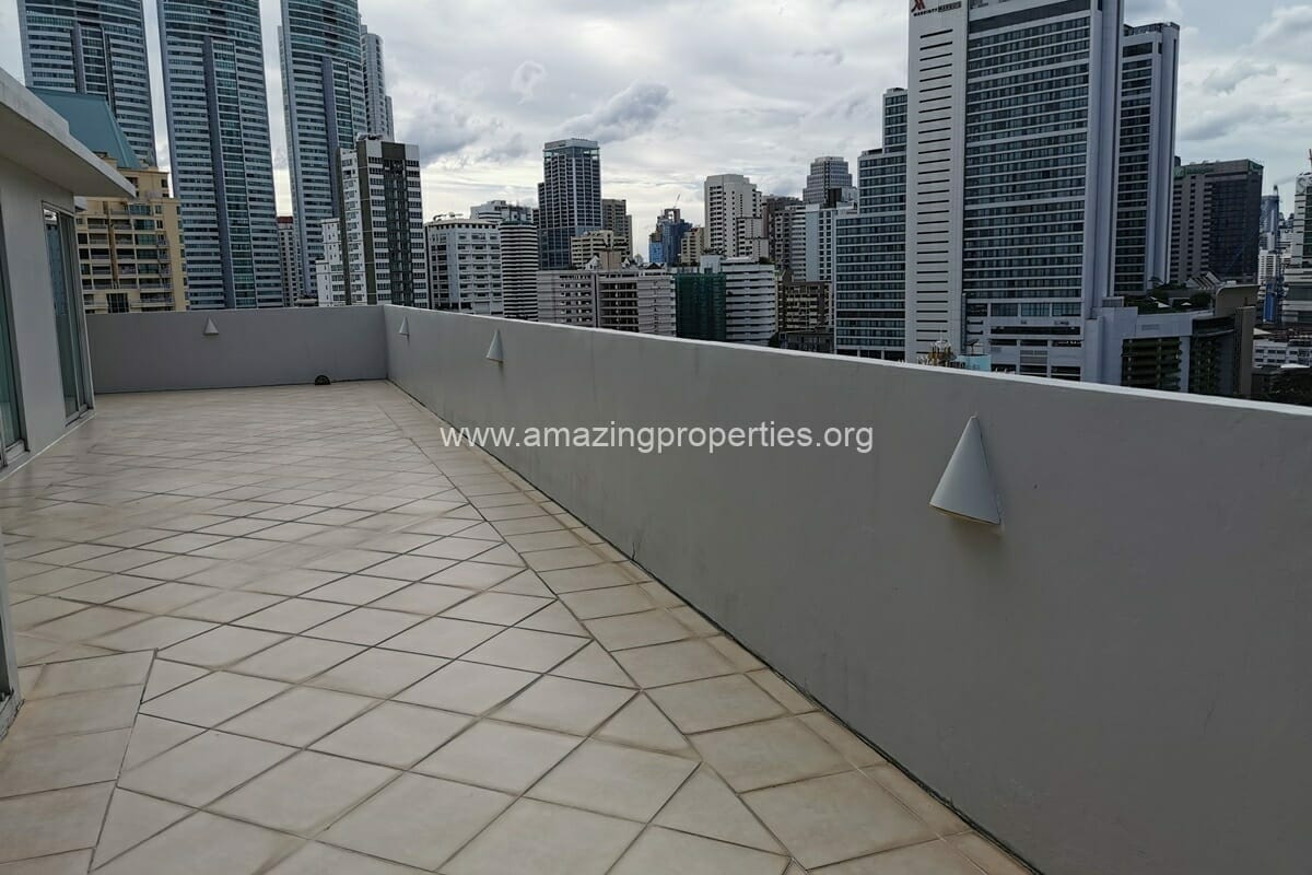 4-bedroom-penthouse-Phrom-Phong-17-9537.jpg