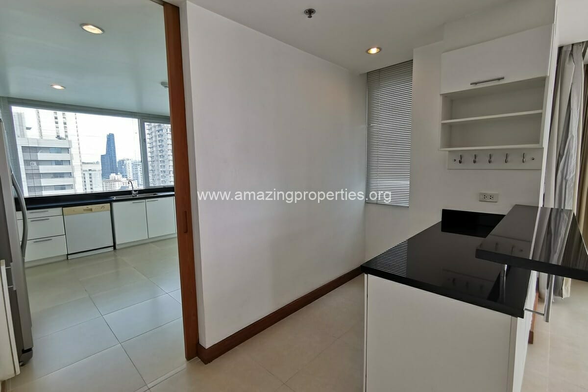 4-bedroom-penthouse-Phrom-Phong-9-1080.jpg