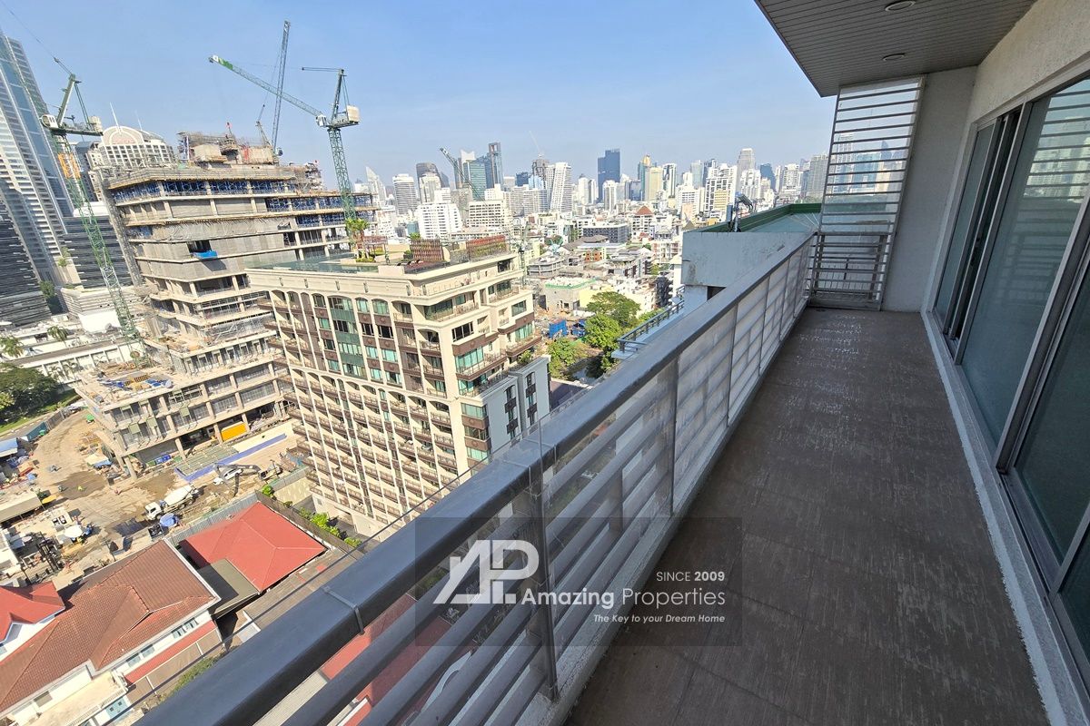 5-Bedroom-Duplex-Penthouse-Ploenchit--(21)-3107.jpg