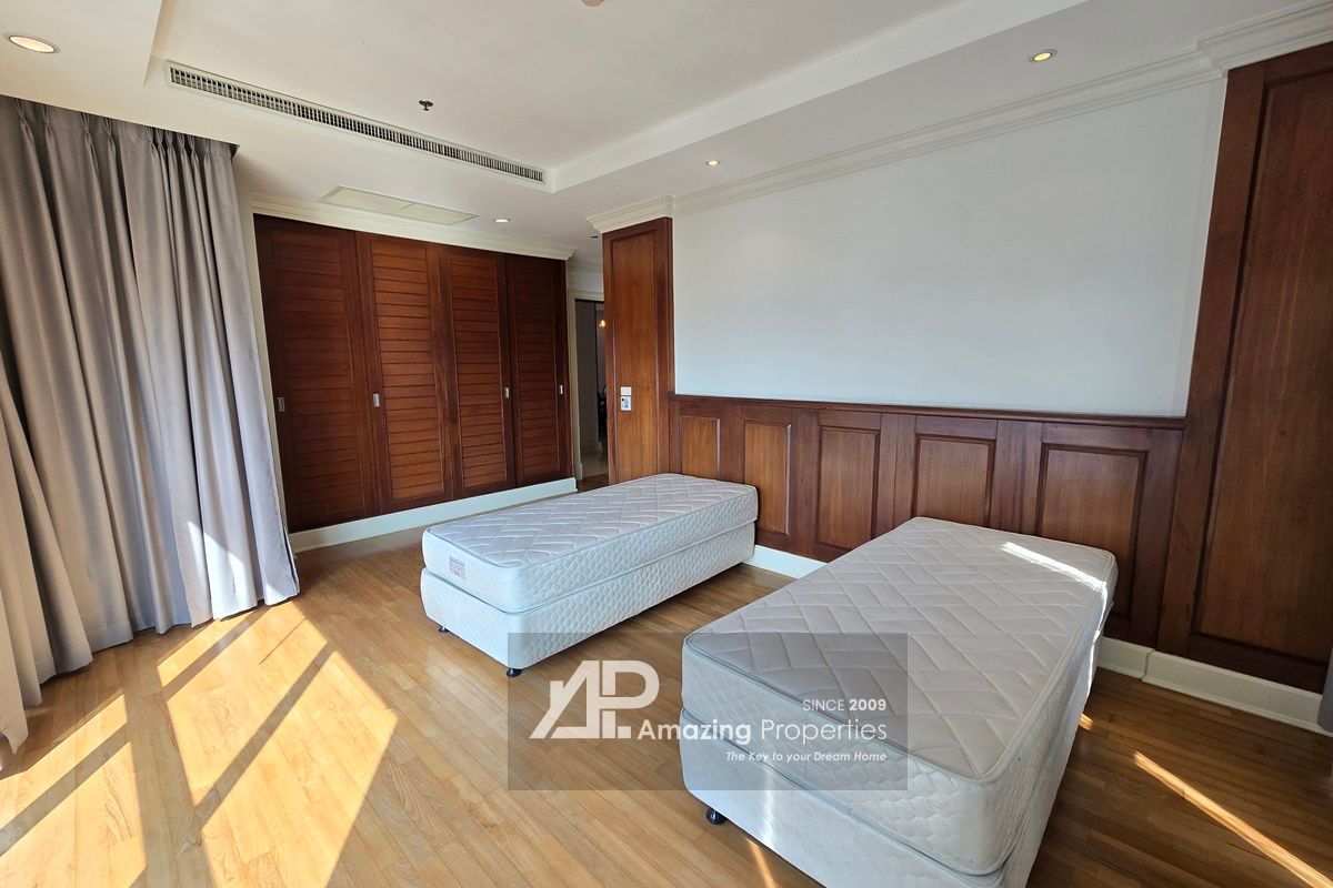 5-Bedroom-Duplex-Penthouse-Ploenchit--(33)-3192.jpg