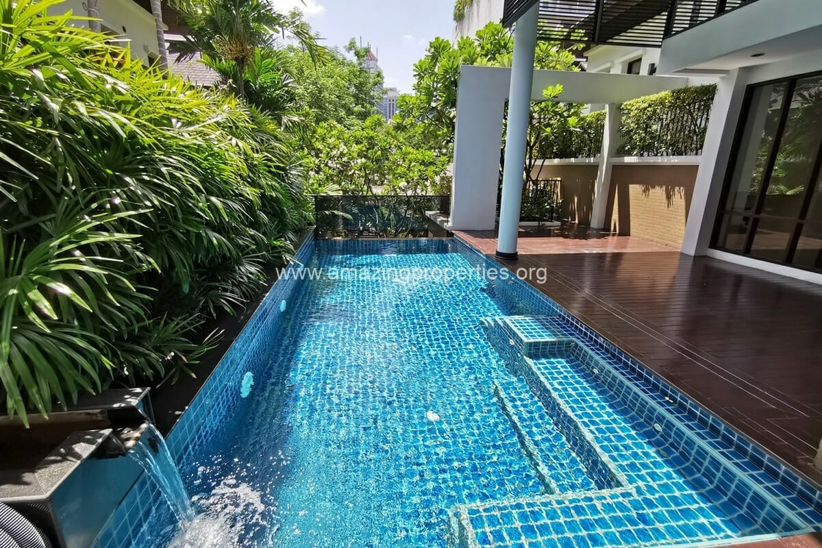 5-Bedroom-House-Baan-Sukhumvit-18-16-1833.jpg
