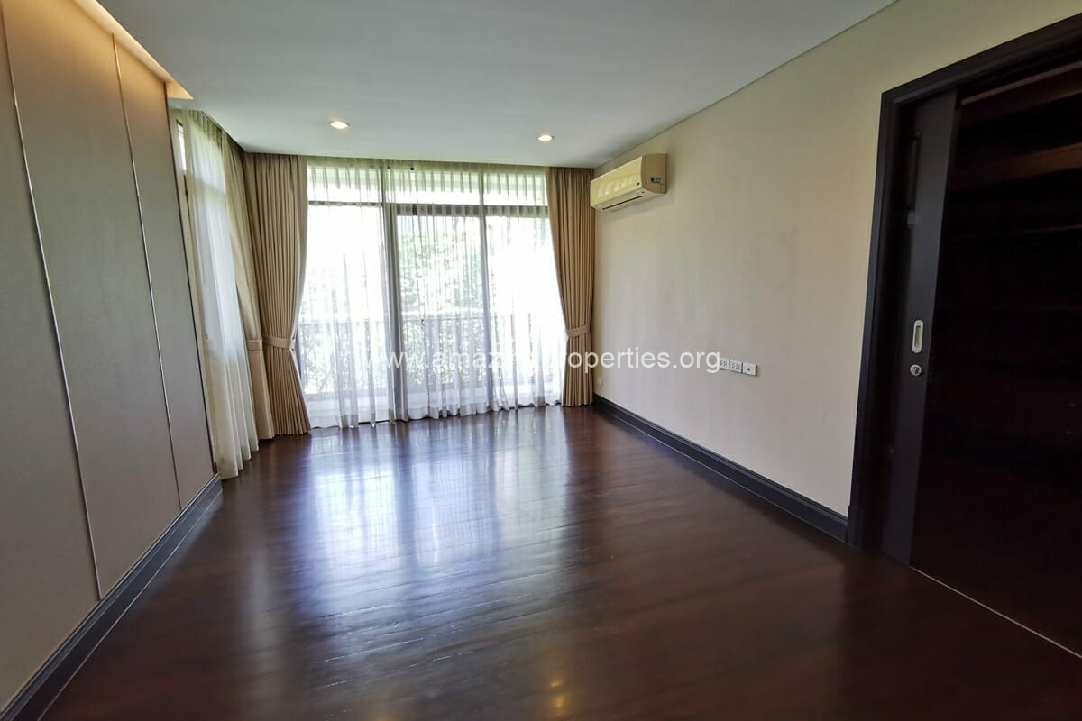 5-Bedroom-House-Baan-Sukhumvit-18-23-3326.jpg