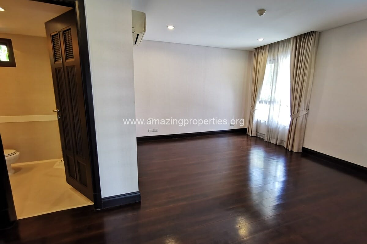 5-Bedroom-House-Baan-Sukhumvit-18-27-3410.jpg