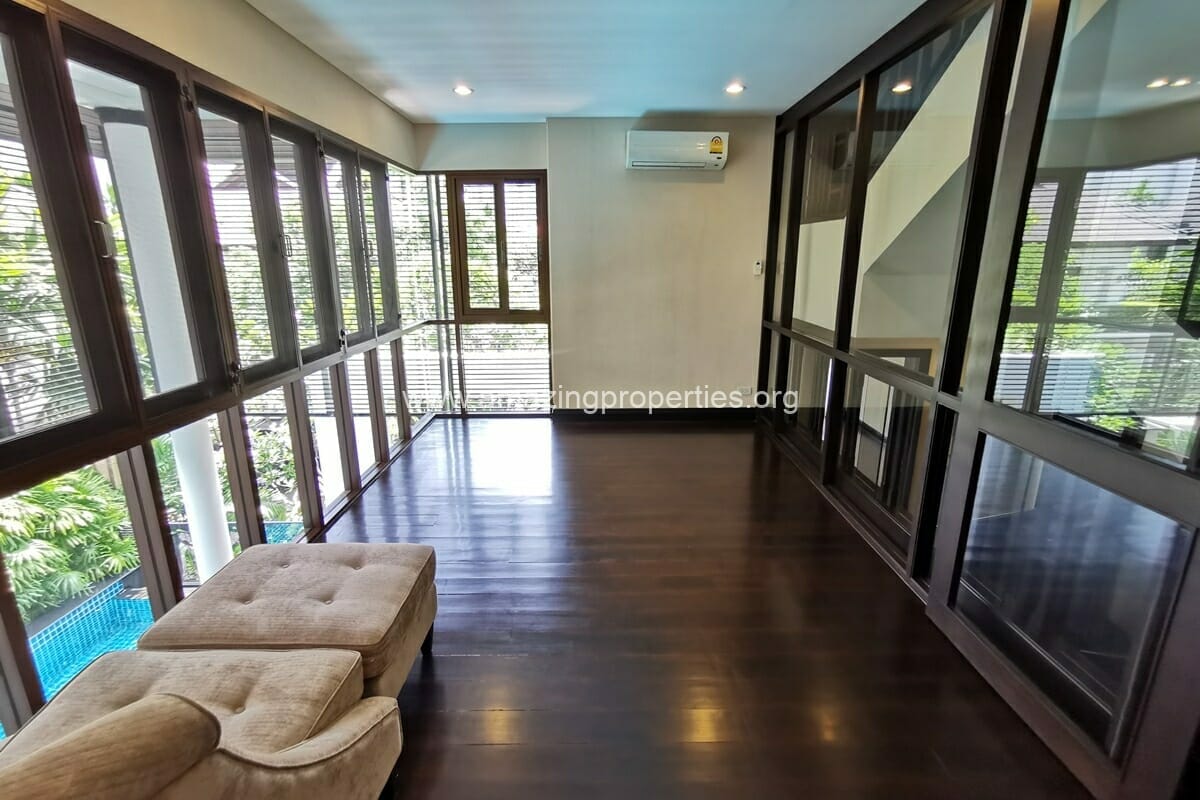 5-Bedroom-House-Baan-Sukhumvit-18-29-2416.jpg
