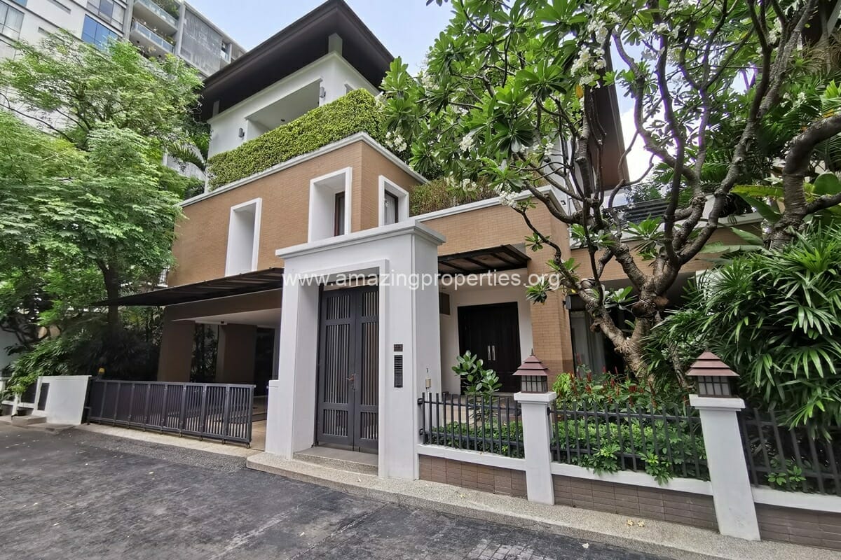 5-Bedroom-House-Baan-Sukhumvit-18-36-3477.jpg