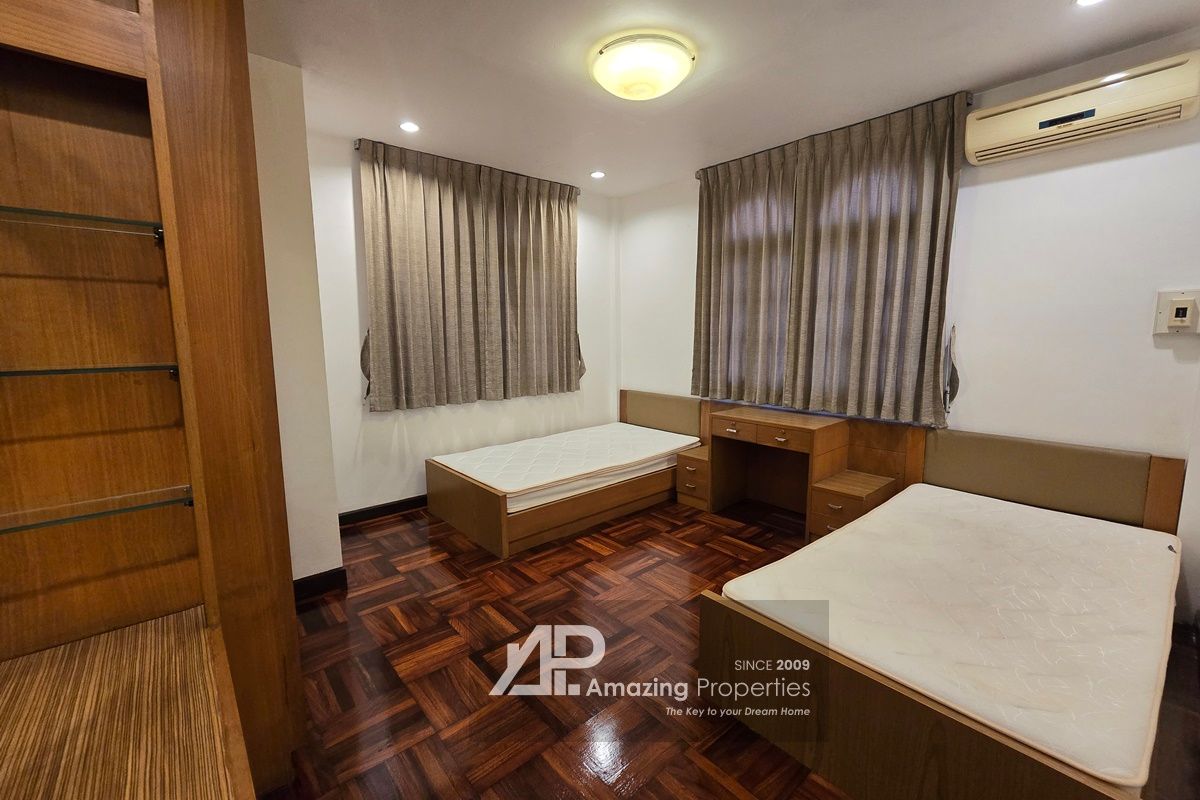 5-bedroom-House-Phrom-Phong-15-2161.jpg