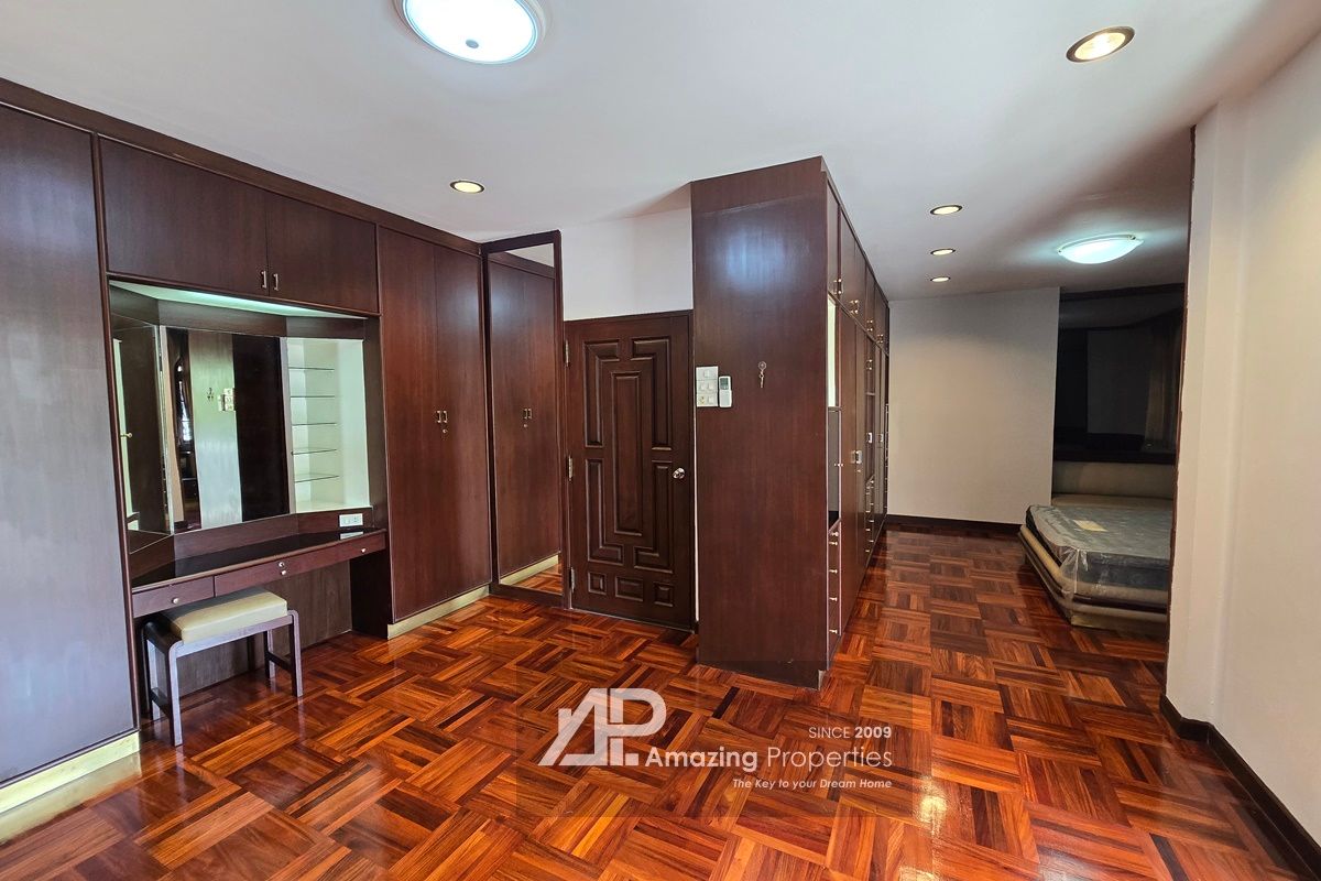 5-bedroom-House-Phrom-Phong-18-5362.jpg