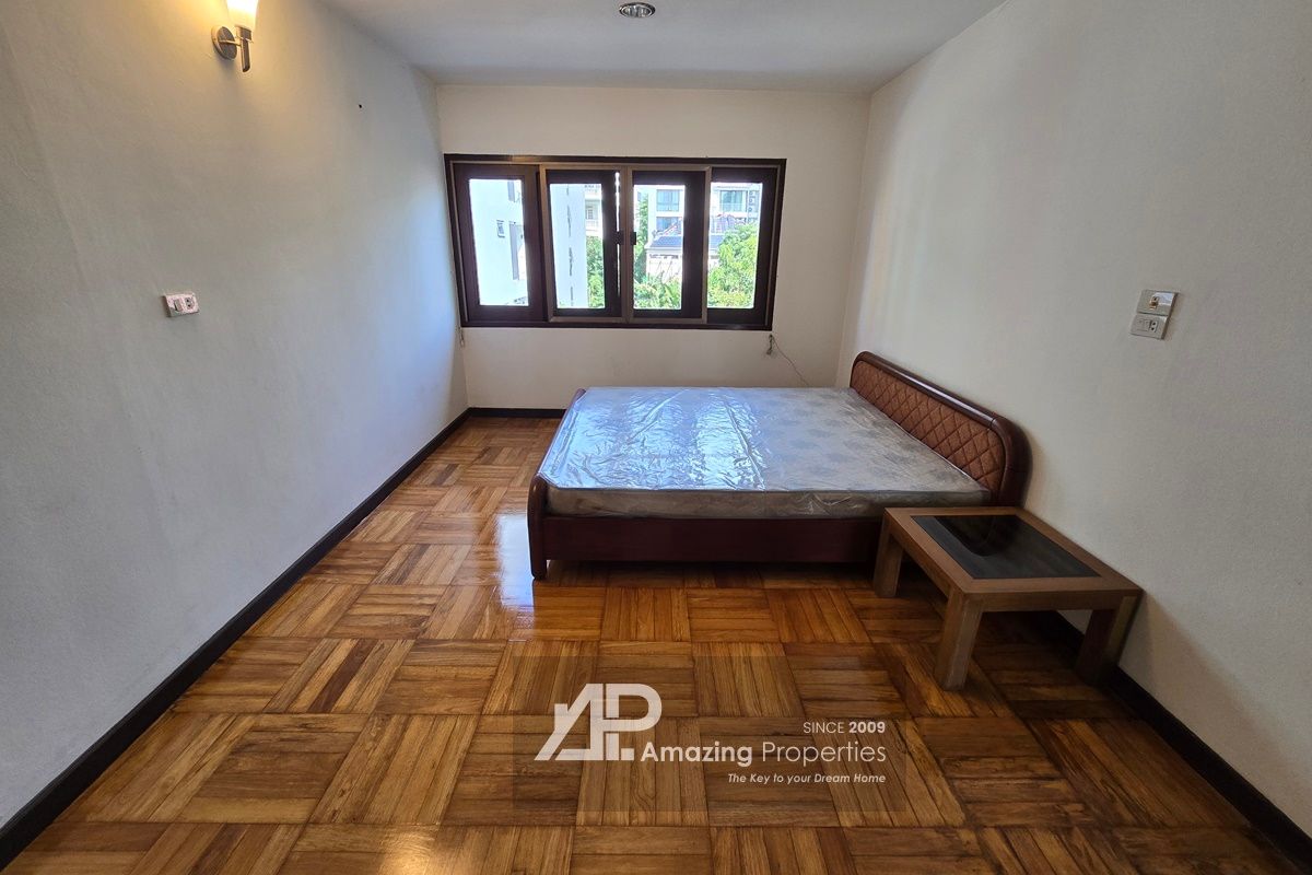 5-bedroom-House-Phrom-Phong-38-3362.jpg