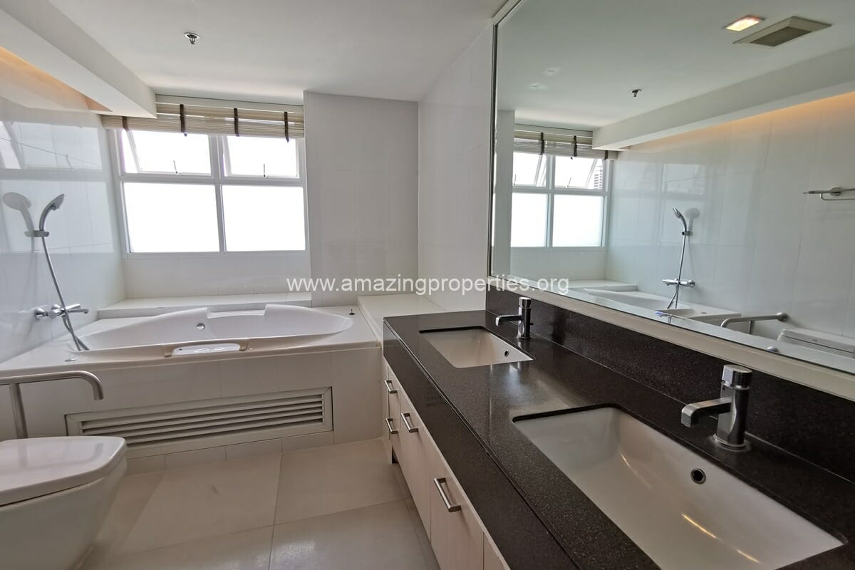 5-bedroom-Penthouse-Asoke-28-9931.jpg