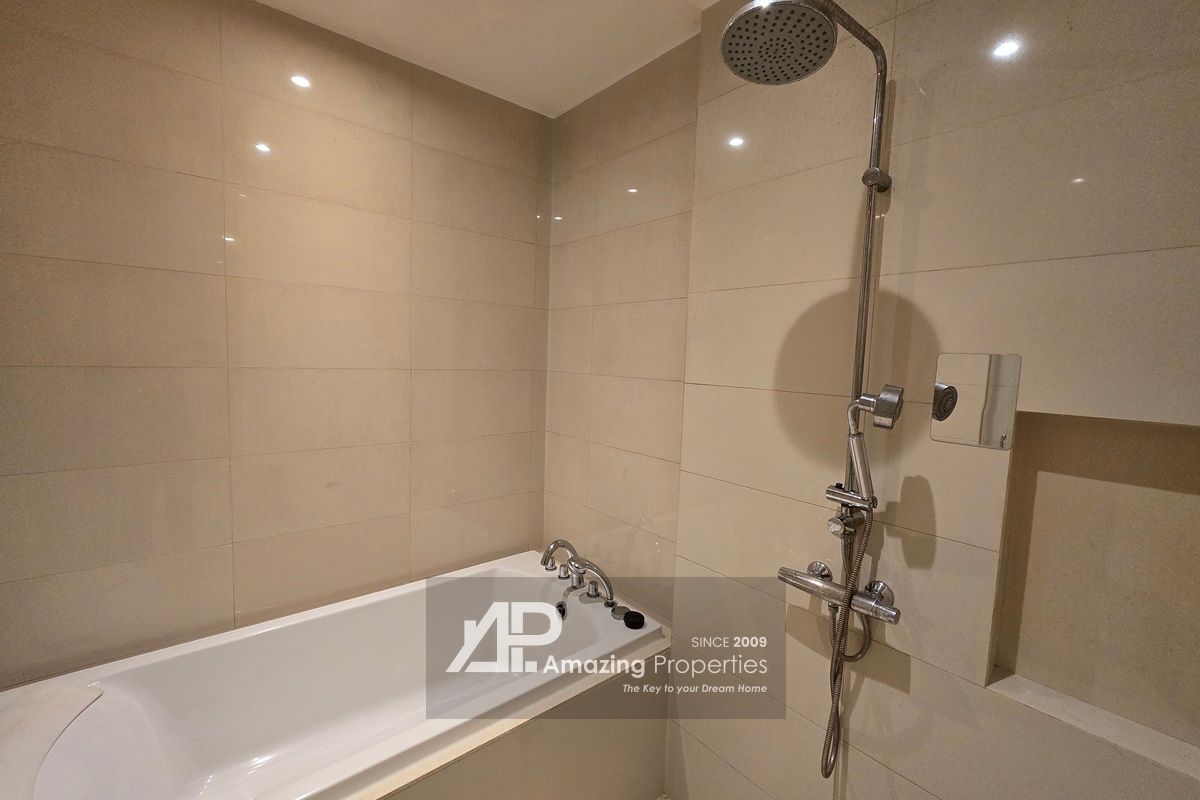6-Bedroom-Bright-Sukhumvit-24-14-2782.jpg