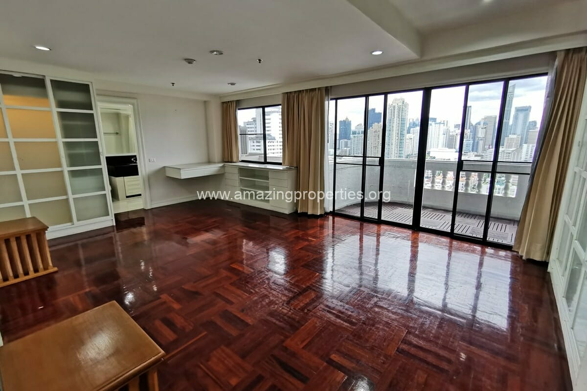 6-Bedroom-Duplex-Penthouse-Phrom-Phong-15-1192.jpg
