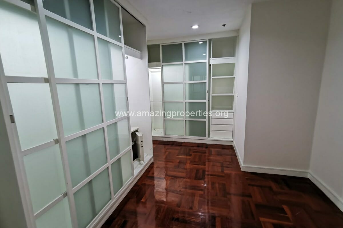 6-Bedroom-Duplex-Penthouse-Phrom-Phong-34-9345.jpg