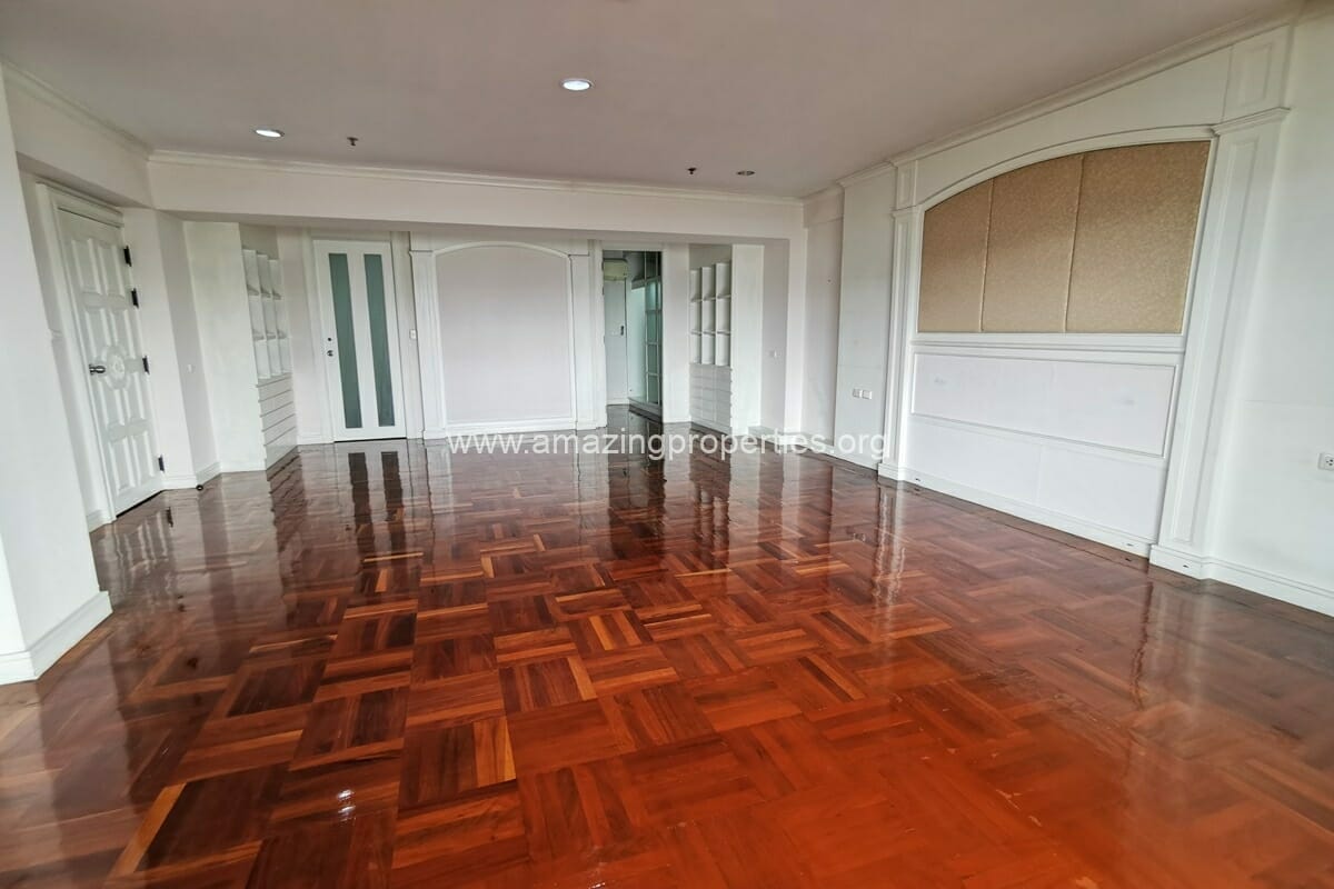 6-Bedroom-Duplex-Penthouse-Phrom-Phong-38-7008.jpg