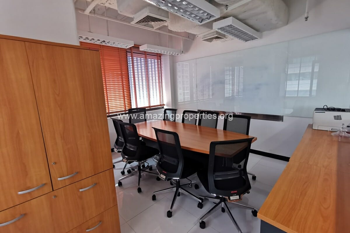 877-Sqm-Office-Asoke-Tower-25-3998.jpg