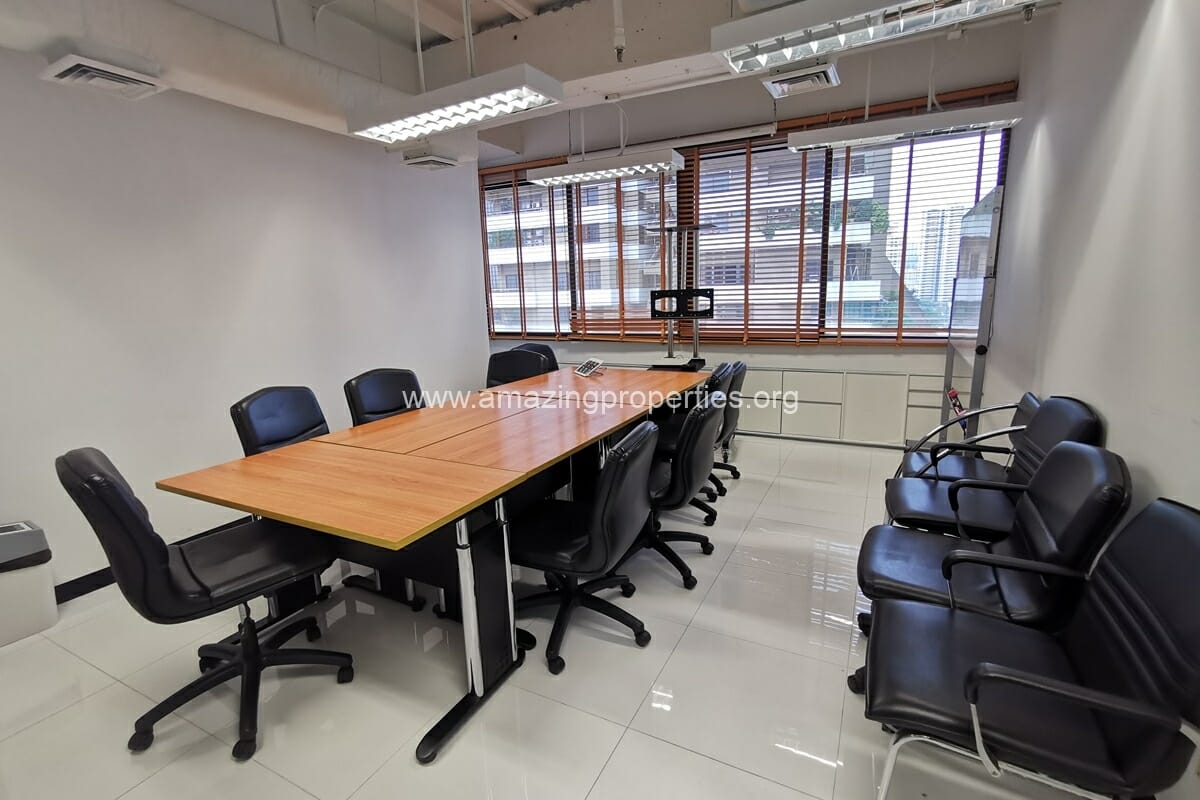 877-Sqm-Office-Asoke-Tower-8-9144.jpg