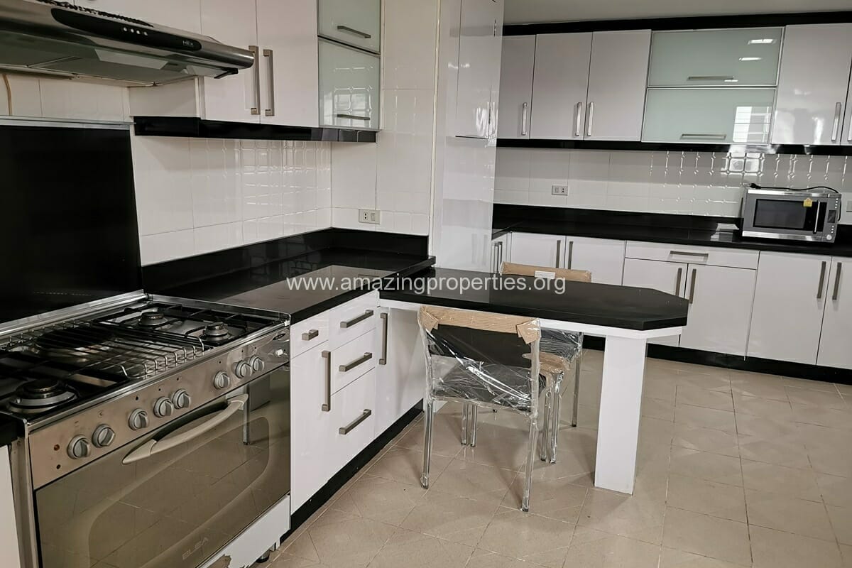ASA-Garden-3-bedroom-apartment-Phrom-Phong-9-2-8834.jpg