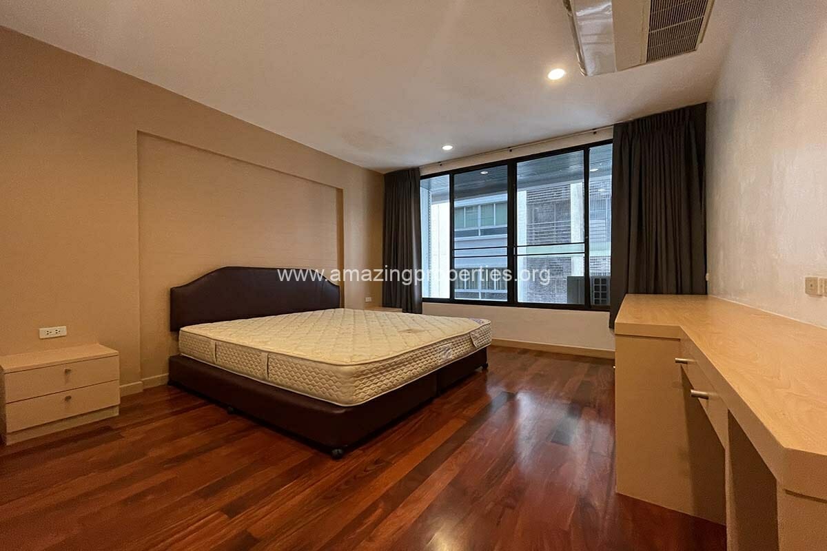 Academia-Grand-Tower-3-bedroom-13-7272.jpg
