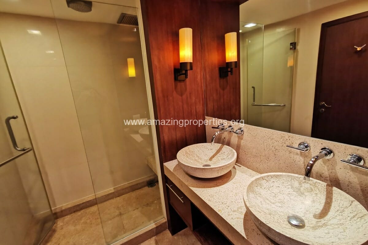 All-Season-Mansion-2-Bedroom-Condo-Ploenchit-22-7155.jpg
