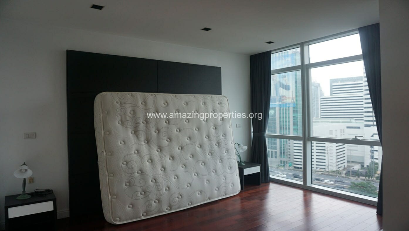 Athenee-Residence-2-Bedroom-condo-Ploenchit-4-1561.jpg