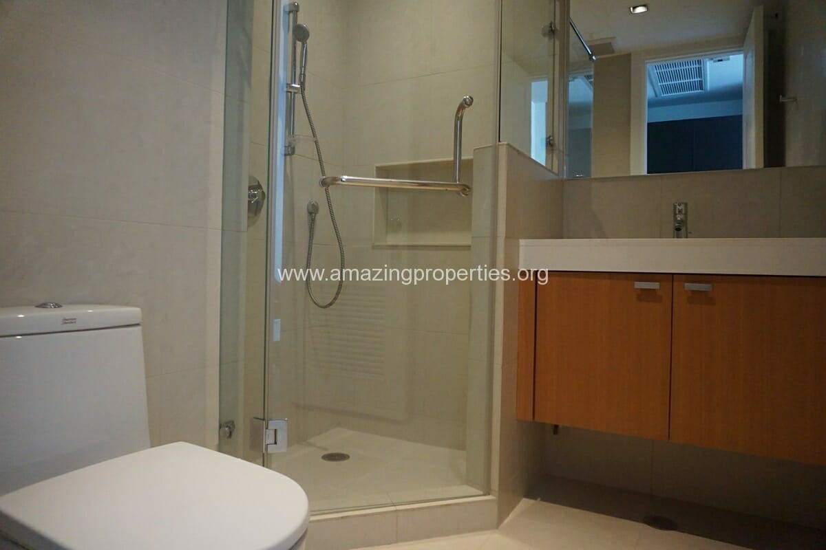 Athenee-Residence-Ploenchit-31-Bedroom-12-2446.jpg