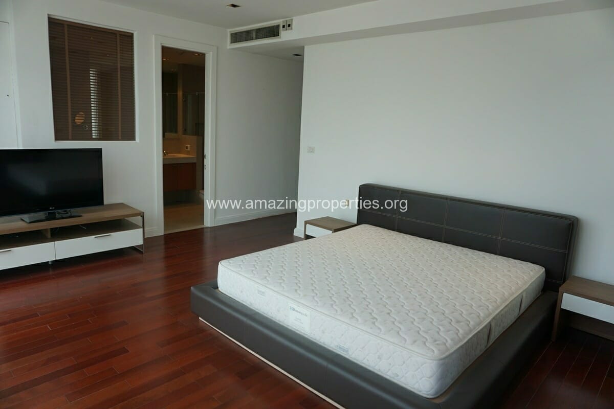 Athenee-Residence-Ploenchit-31-Bedroom-14-8245.jpg