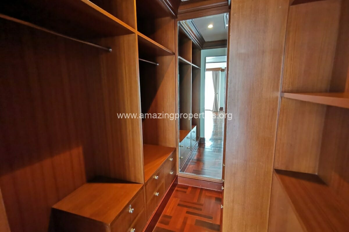 Baan-Pakapun-4-Bedroom-apartment-20-7783.jpg