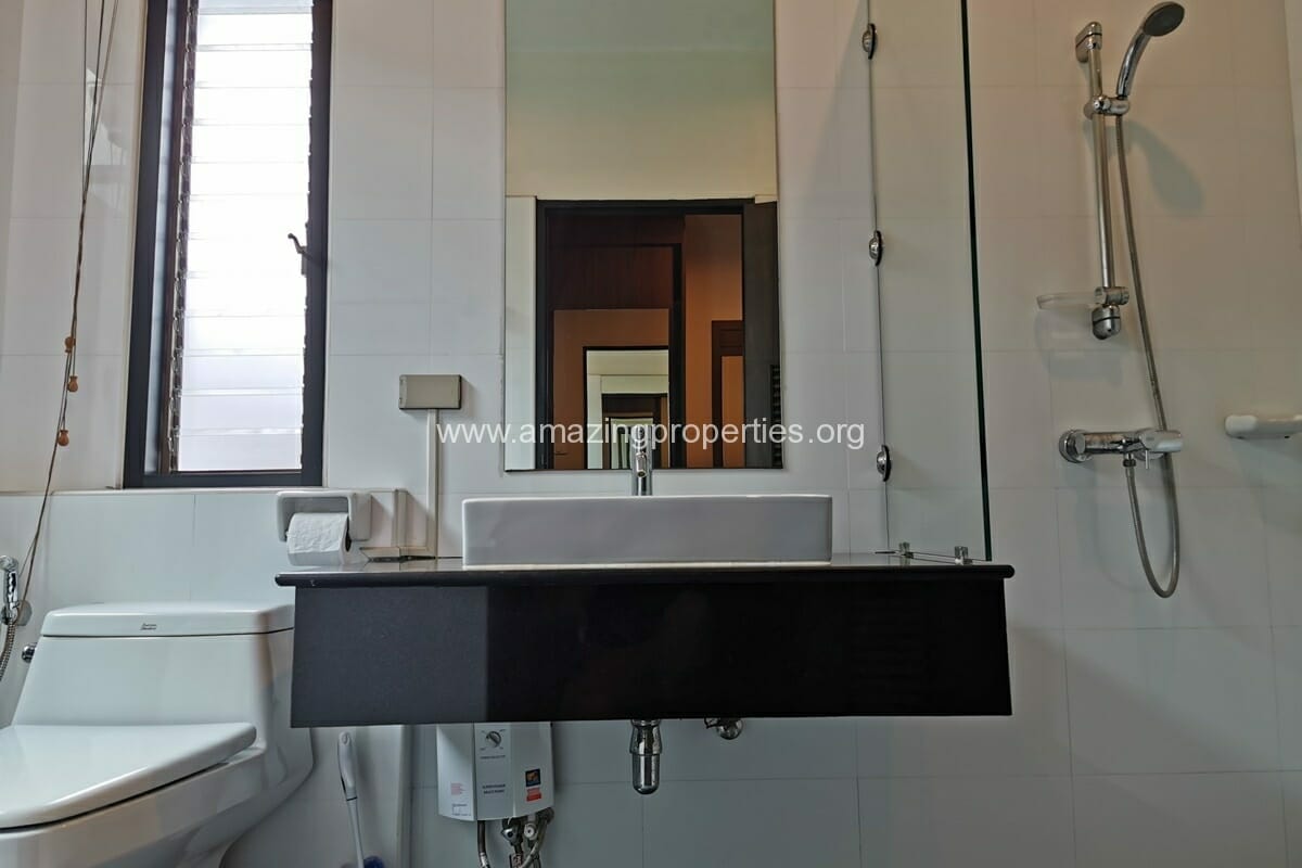 Baan-Sasida-3-bedroom-apartment-3-6484.jpg