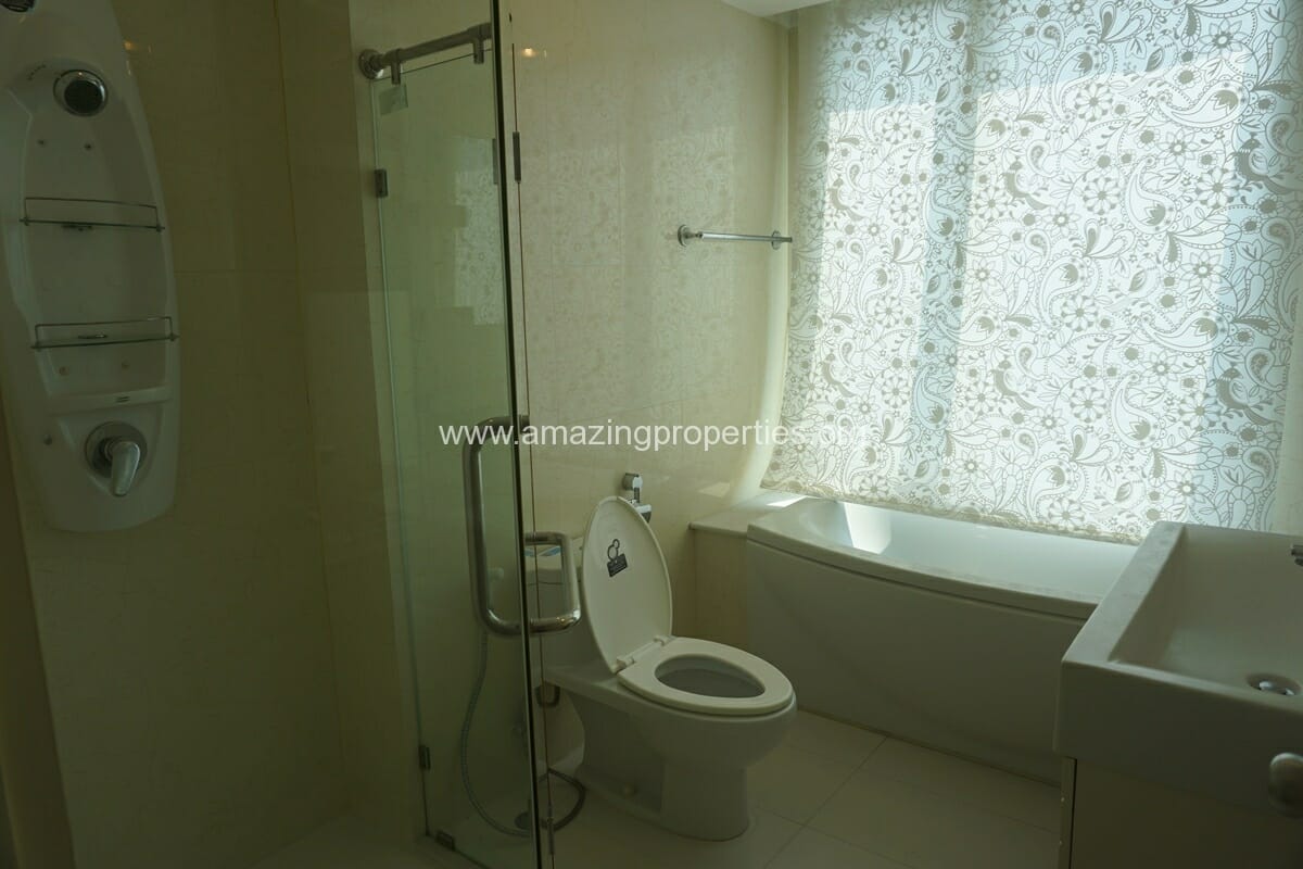 Baan-Siri-31-2-Bedroom-condo-for-Rent-12-2079.jpg
