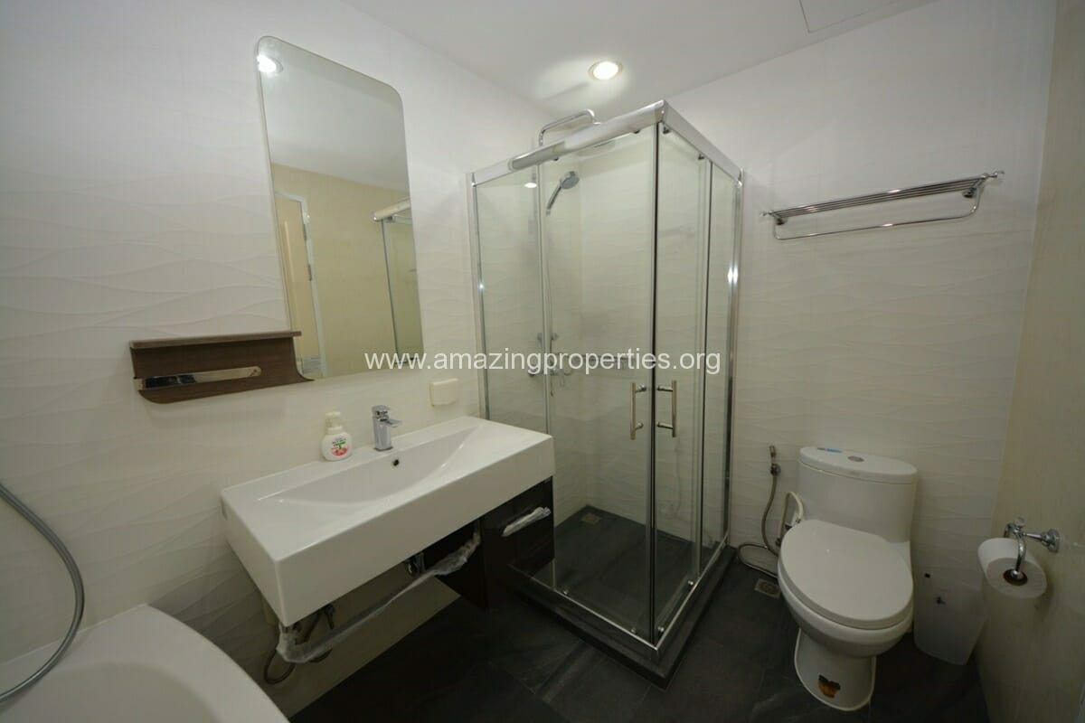 Baan-Siri-31-Phrom-Phong-1-Bedroom-Condo-2-1552.jpg