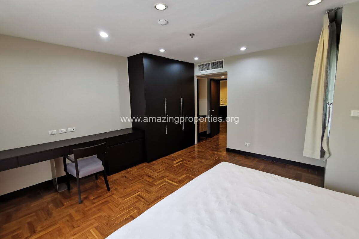 Baan-Suanpetch-2-Bedroom-condo-12-7119.jpg