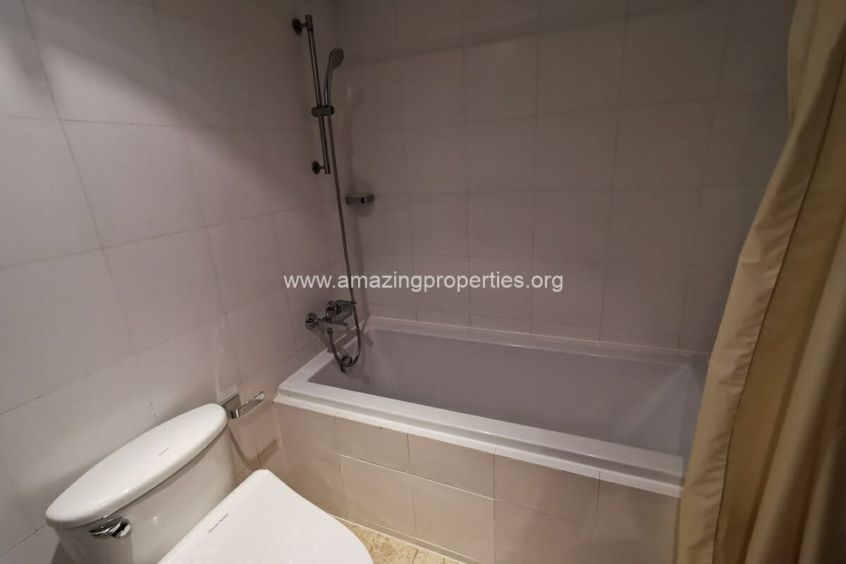 Baan-Suanpetch-2-bedroom-Phrom-Phong-5-2376.jpg
