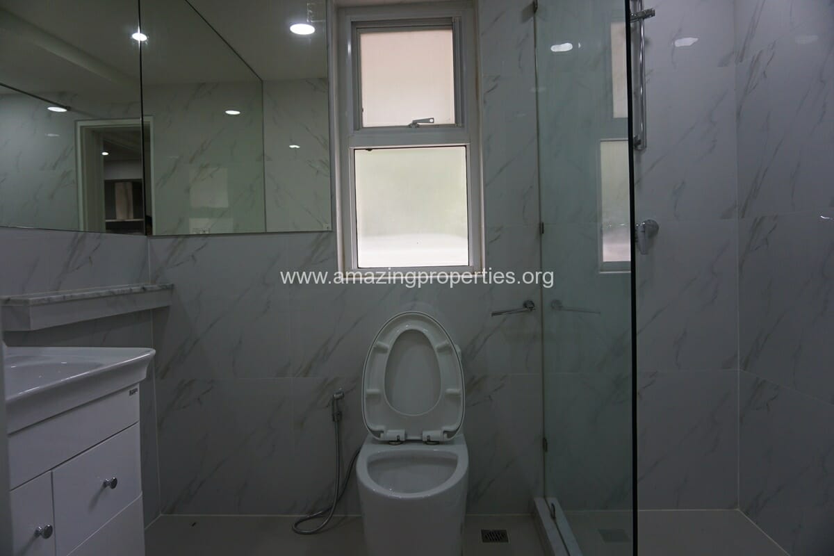 Baan-Suanpetch-Phrom-Phong-3-Bedroom-Condo-10-1583.jpg