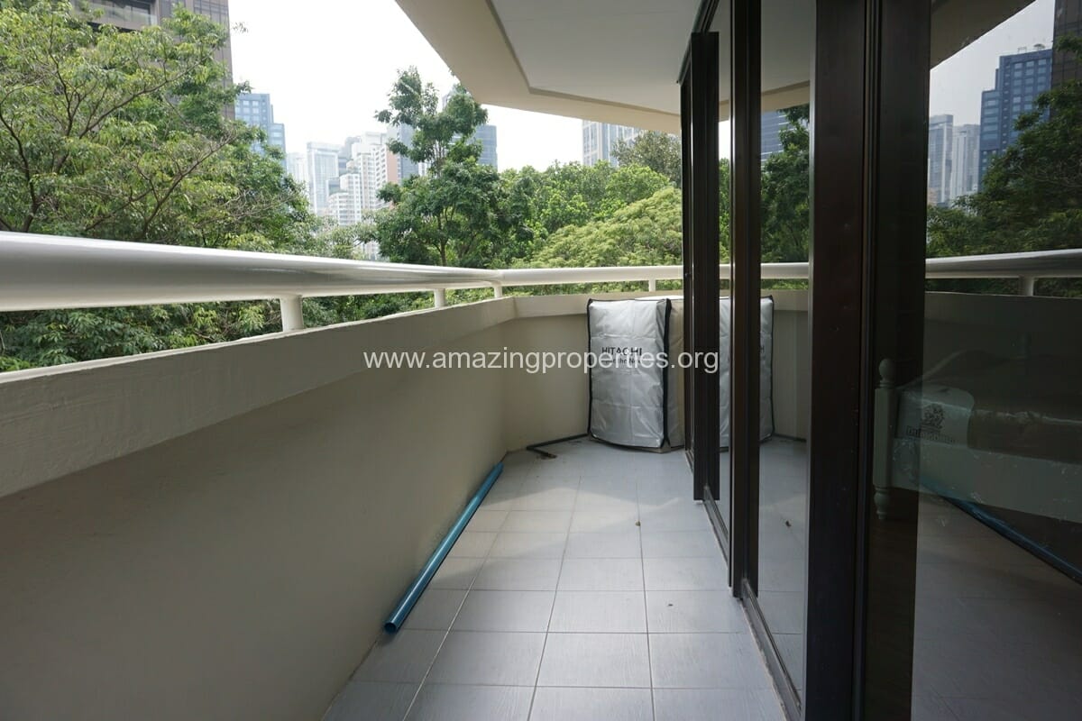 Baan-Suanpetch-Phrom-Phong-3-Bedroom-Condo-5-1410.jpg