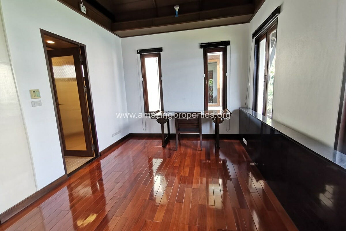 Baan-Sukjai-4-bedroom-house-21-2847.jpg