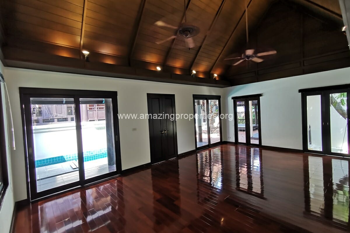 Baan-Sukjai-4-bedroom-house-5-4914.jpg
