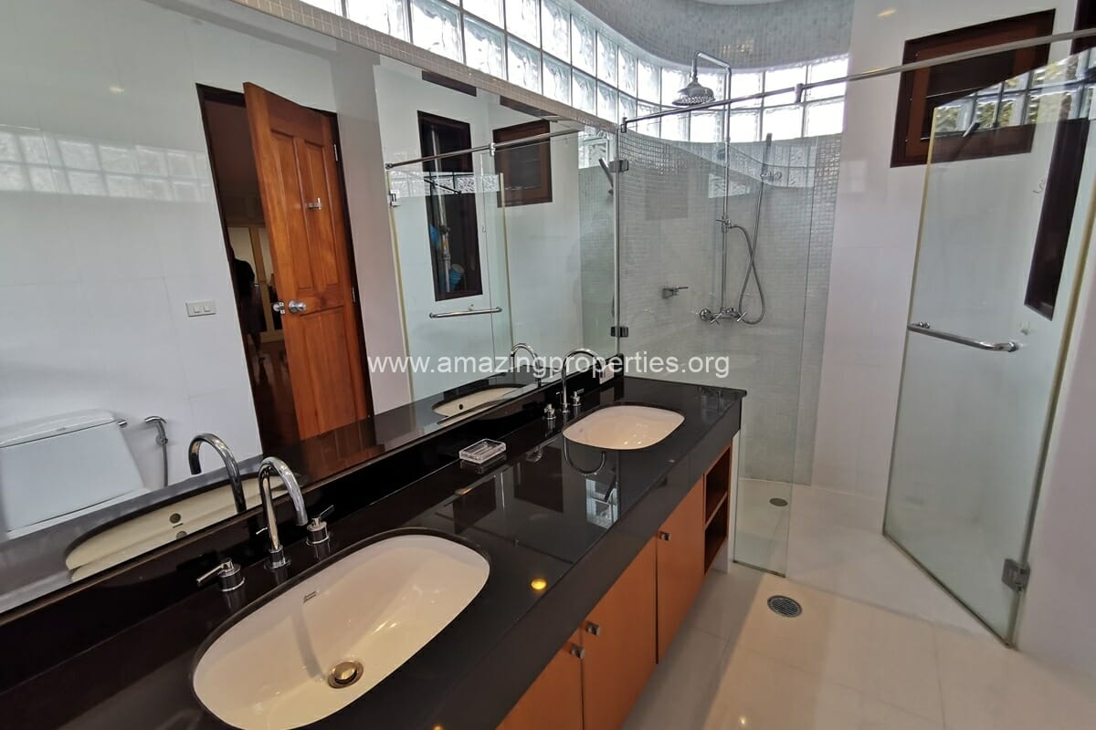 Baan-Tepalit-3-bedroom-15-2100.jpg