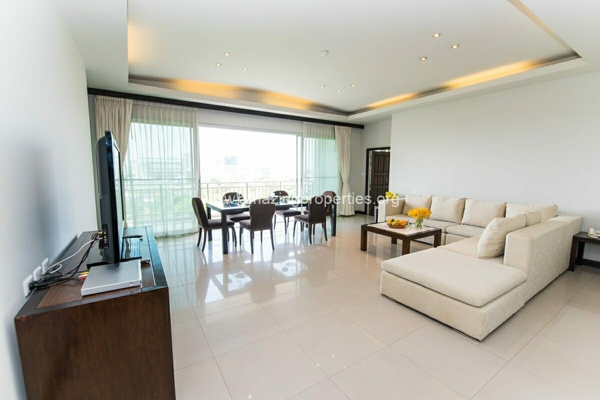 Baan-Thirapa-4-Bedroom-1-3447.jpg