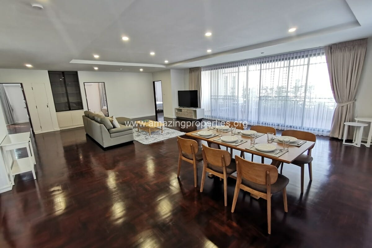 Cat-Friendly-3-bedroom-apartment-Thonglor-7-5797.jpg