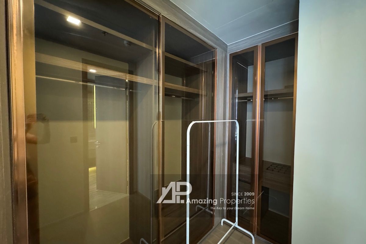 Celes-2-bedroom-Asoke-(3)-7658.jpg