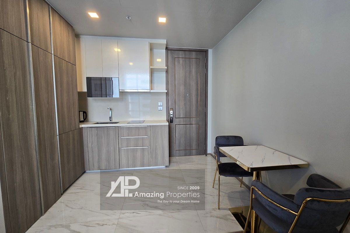 Celes-Asoke-1-bedroom-(2)-8503.jpg