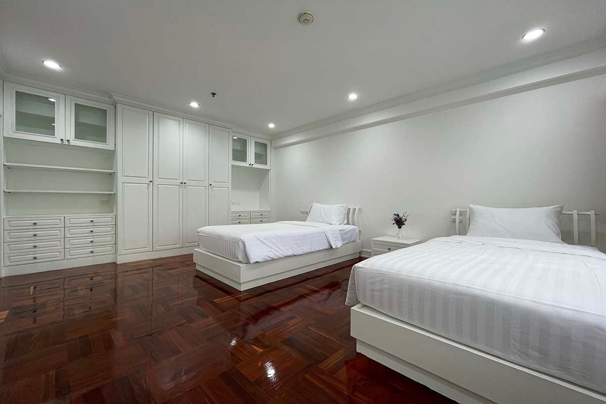 Centrepoint-Residence-4-bedroom-10-1-1321.jpg