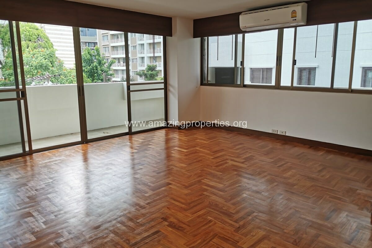 Charan-Mansion-3-bedroom-apartment-14-8716.jpg