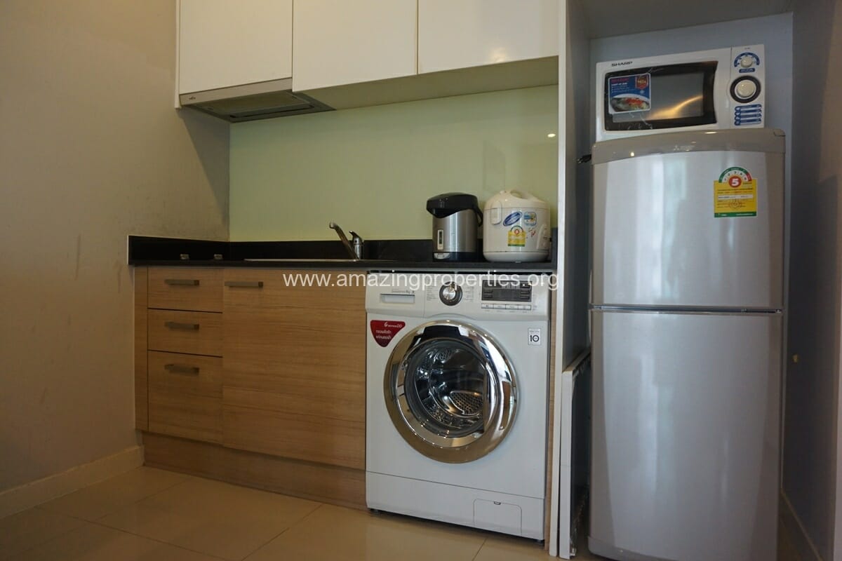 Circle-1-Bedroom-Condo-for-Rent-Petchaburi-32-6032.jpg