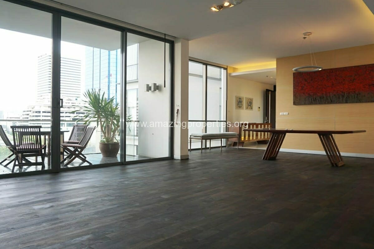 Domus-21-Bedroom-condo-Asoke-13-4908.jpg