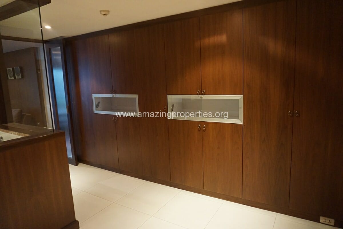 Duplex-1-bedroom-condo-Urbana-Sukhumvit-15-3-4394.jpg