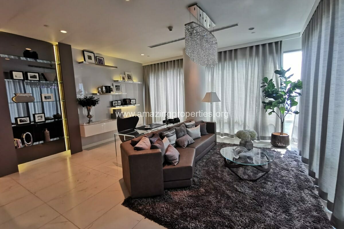Duplex-2-Bedroom-Condo-185-Rajadamri-2-8423.jpg