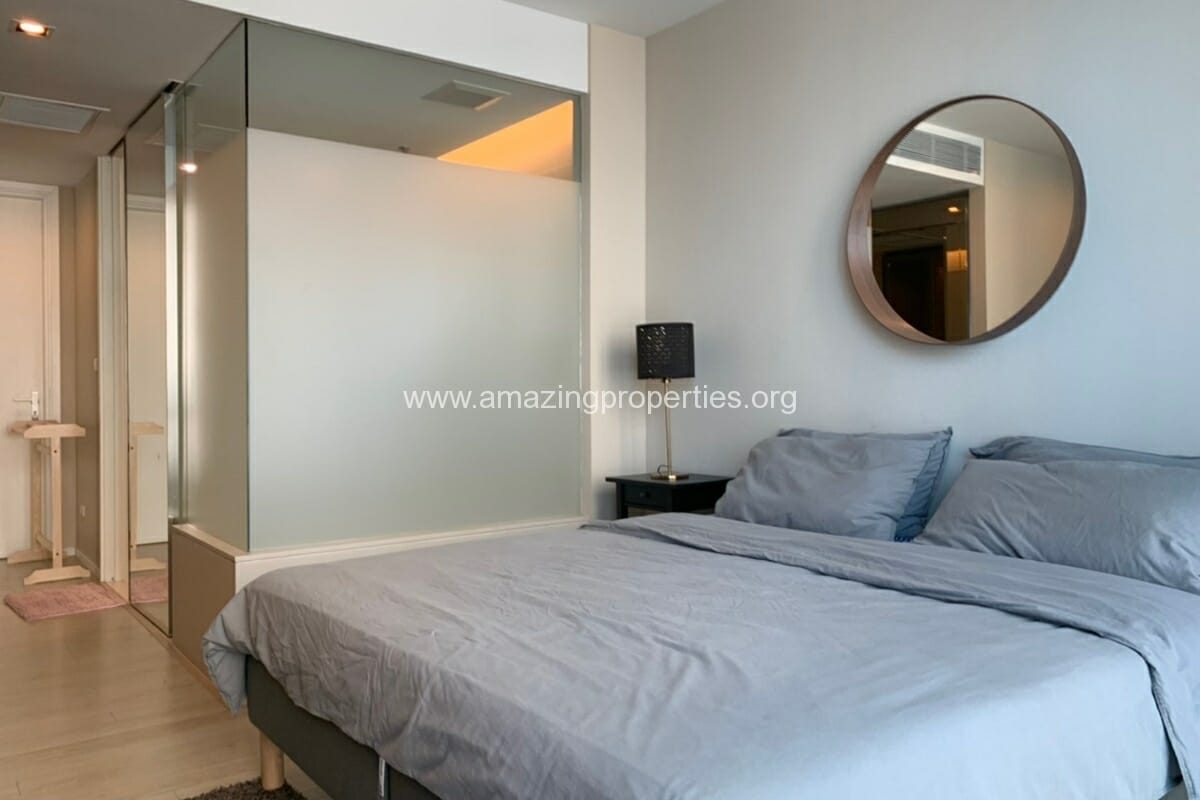 Duplex-2-Bedroom-Condo-The-Room-Sukhumvit-21-18-2633.jpg