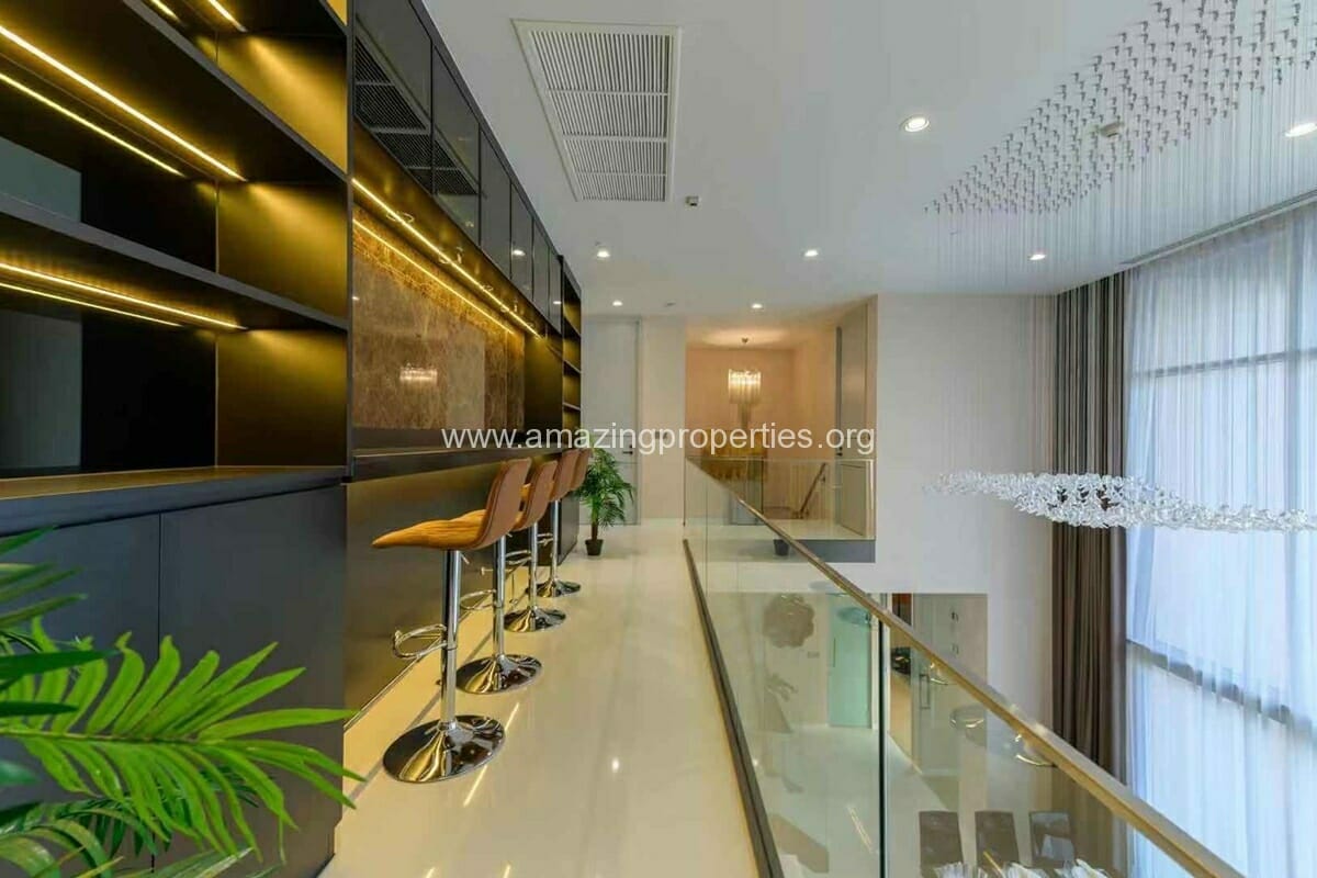 Duplex-2-Bedroom-Condo-Vittorio-Sukhumvit-39-17-3893.jpg