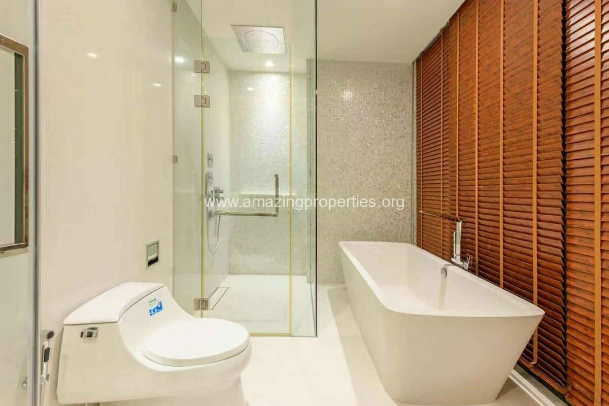 Duplex-2-Bedroom-Condo-Vittorio-Sukhumvit-39-9-5378.jpg